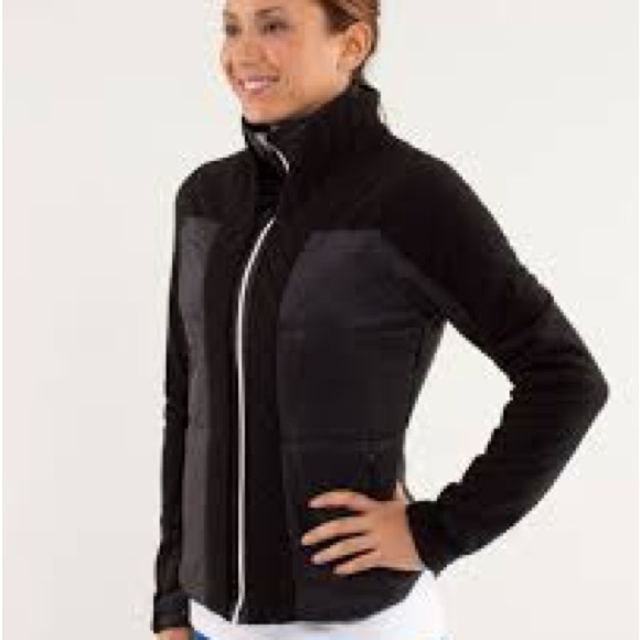 LULULEMON Black St Moritz Jacket. Size: 8 - Picture 3 of 9